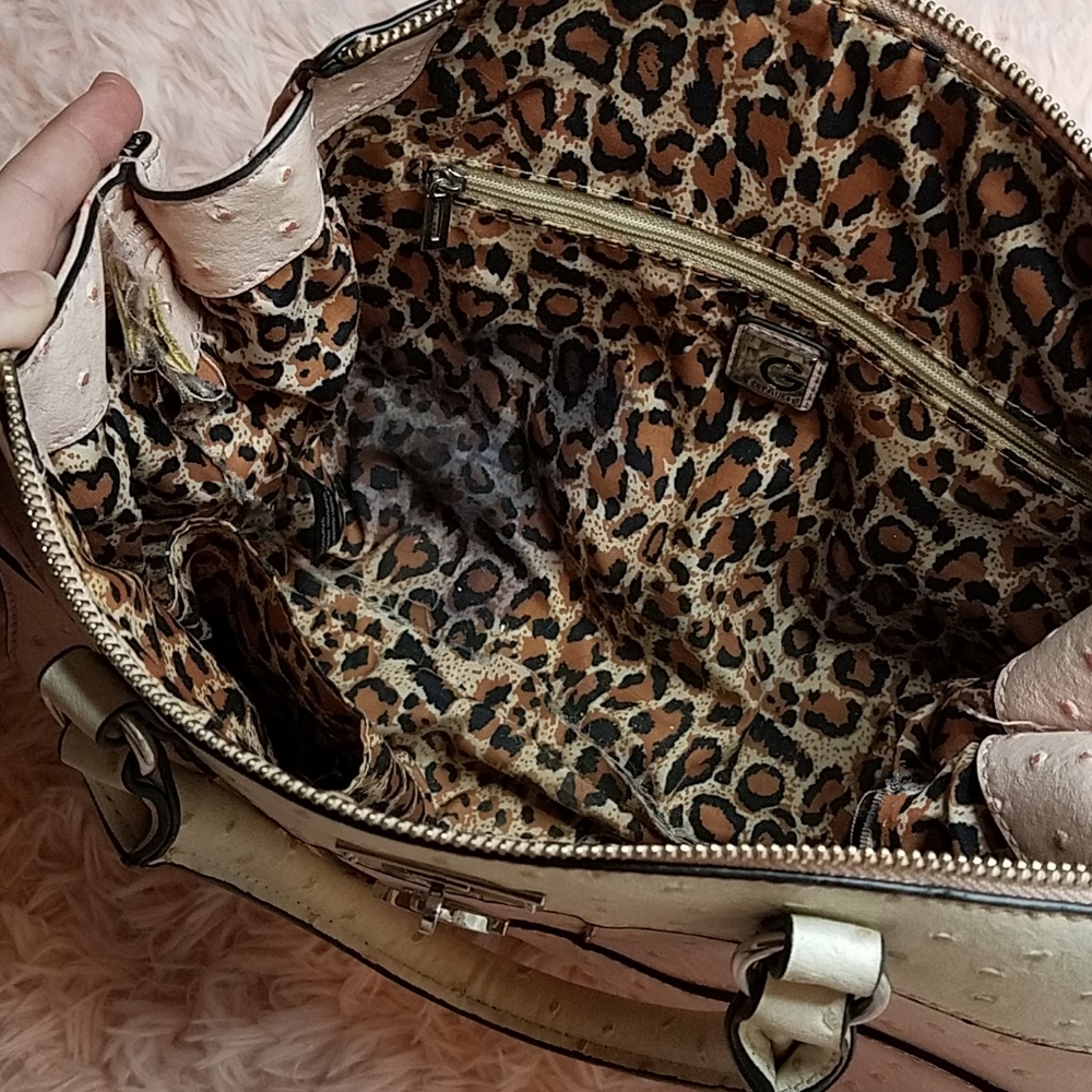 G by Guess Purse and Wallet - Picture 8 of 9